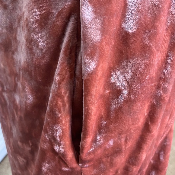 Betsey Johnson Crushed Velvet Hoodie Tunic Hi-Lo Dress Sleep Shirt Sz Small VGC - Picture 3 of 6